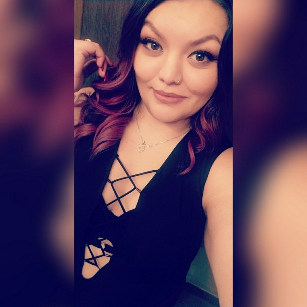 Meet your Posher, Karina